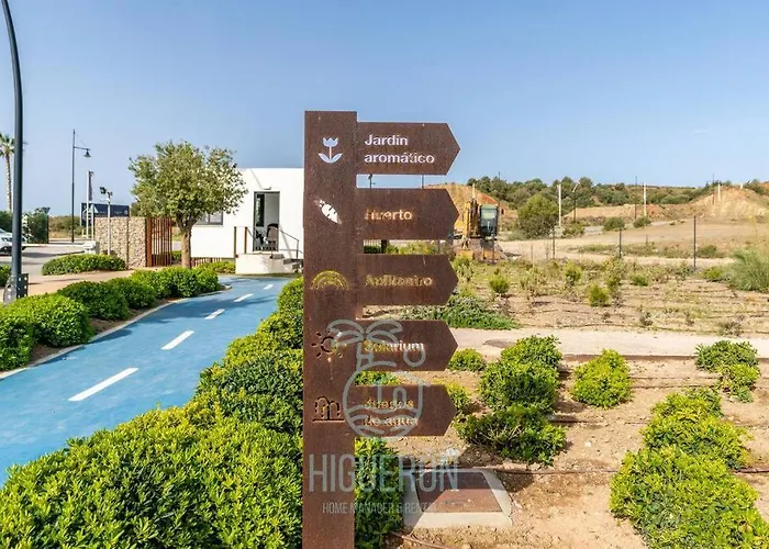 Higueronrentals Golden Sunrise *